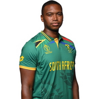 Lungi Ngidi Biography